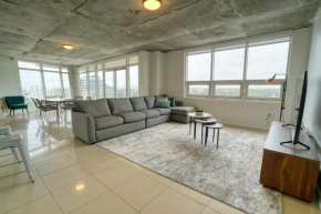 1015-Stay in the heart of Midtown and enjoy Miami